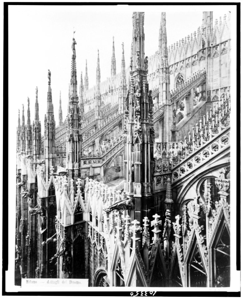 Milano - dettagli del Duomo LCCN91783728
