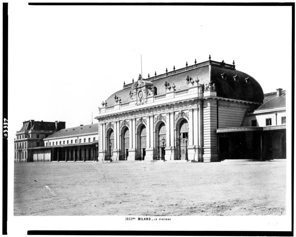 Milano-la stazione LCCN91732148
