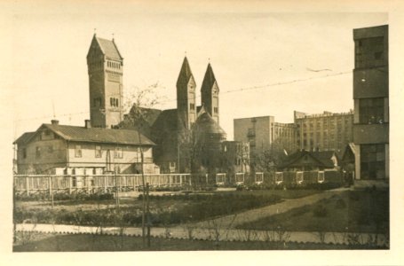 Miensk, Čyrvony kaścioł. Менск, Чырвоны касьцёл (04.1943)