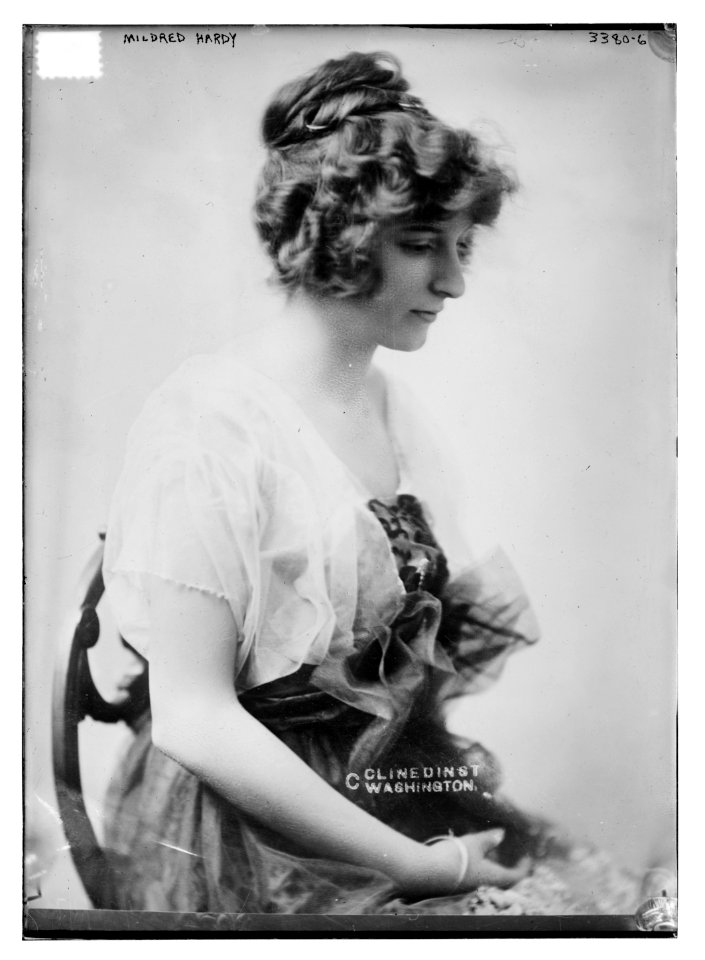 Mildred Hardy LCCN2014698424