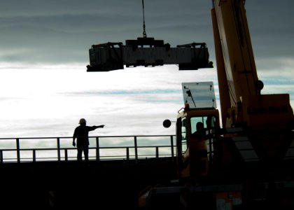 Military Sealift Command 131120-N-YM863-946