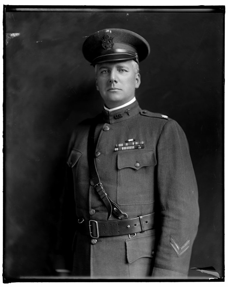 MILITARY LCCN2016862855