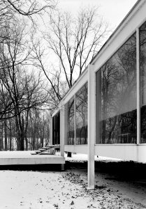 Mies van der Rohe photo Farnsworth House Plano USA 5