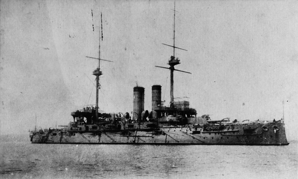 Mikasa (ship, 1902) - NH 341 - cropped