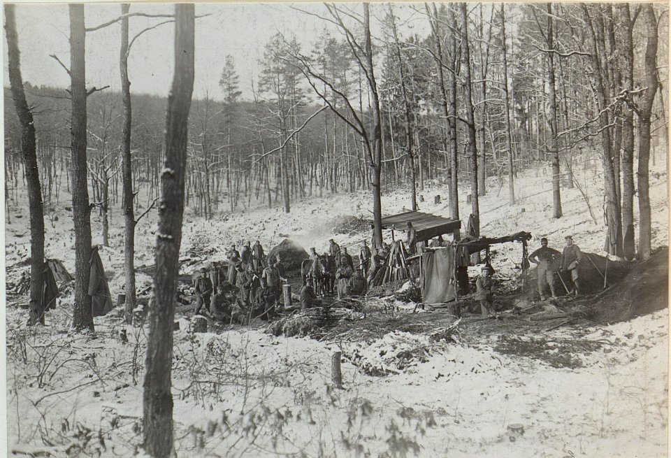 Militärischer Holzkohlenmeiler beim Jägerh. östlich Brzezany (BildID 15439020)