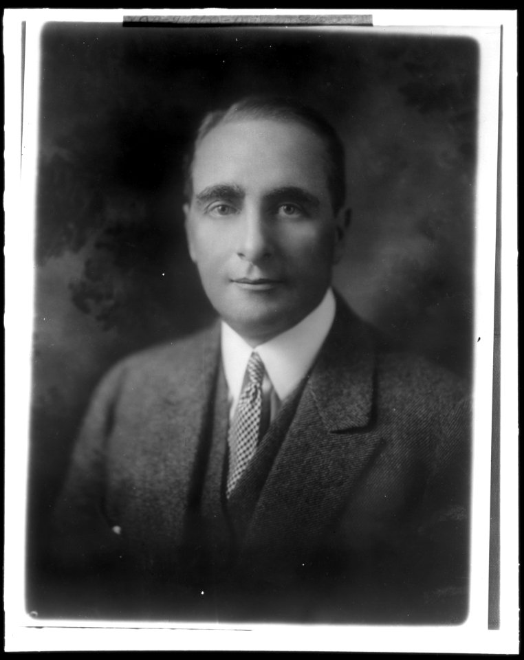 MILLS, OGDEN. HONORABLE LCCN2016861237