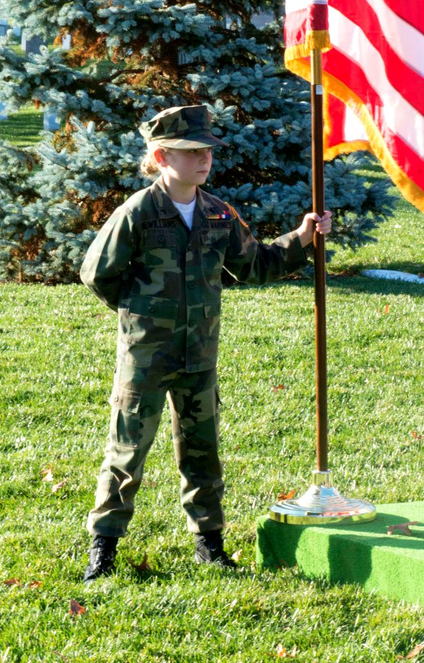 Military Order of Foreign Wars - girl (15594471699)