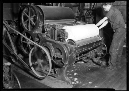 Millville, New Jersey - Textiles. Millville Manufacturing Co. (Man rolling fabric.) - NARA - 518685