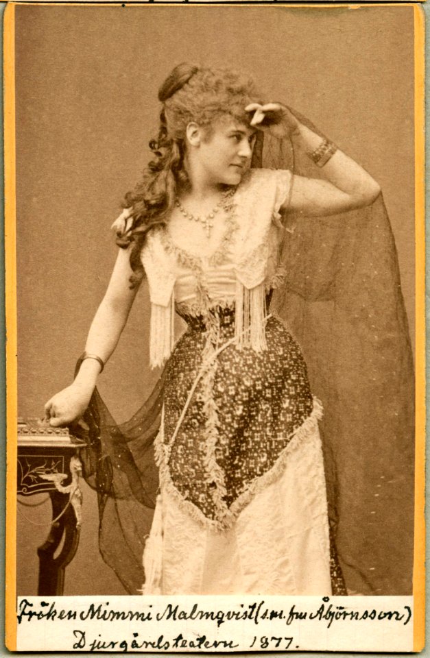 Mimmi Malmqvist, rollporträtt - SMV - H9 083