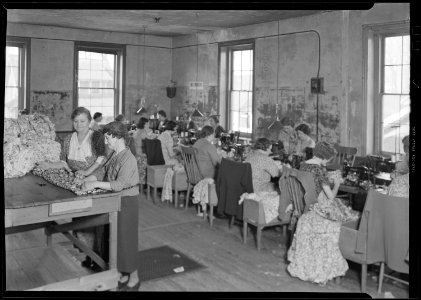 Millville, New Jersey - Dresses. Second view of the Western Dress Factory. Emphasis on general conditions in the... - NARA - 518630