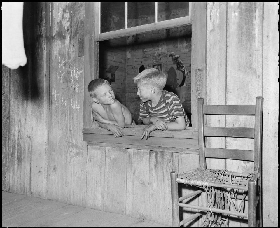 Miners' children. Kentucky Straight Creek Coal Company, Belva Mine, abandoned after explosion (in) Dec. 1945, Four... - NARA - 541192