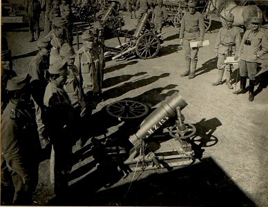 Minenwerfer am Bahnhof von Podhajce. (BildID 15524250)