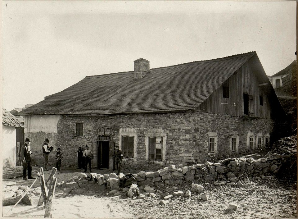 Militärbad. Aufgenommen am 9.IV.1916. 15. ITD. (BildID 15536884)