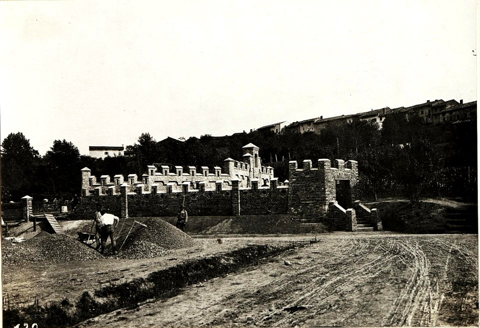 Militärfriedhof in Prvacina (BildID 15595055)