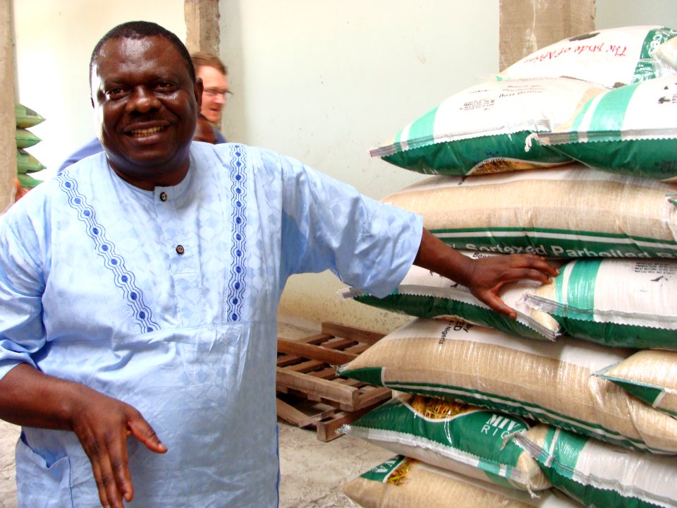 Nigeria rice processor (14166390749)