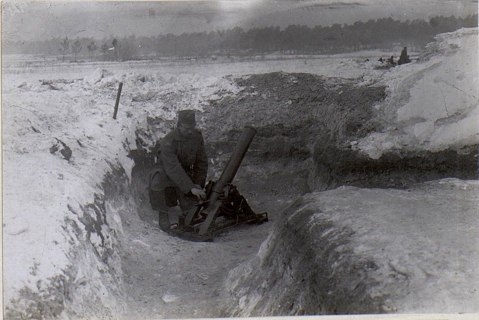 Minenwerferkurs 12 cm Granatwerfer (BildID 15663095)