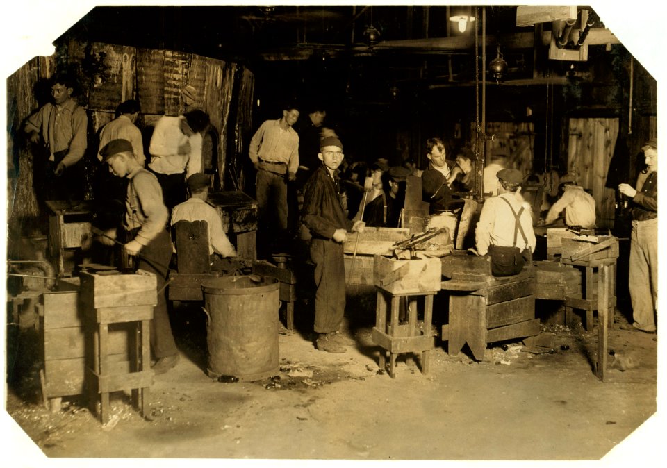 Night scene in Cumberland Glass Works, Bridgeton, N.J. LOC nclc.05438