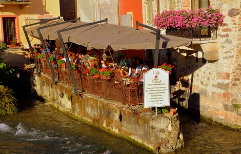 River umbrellas tables