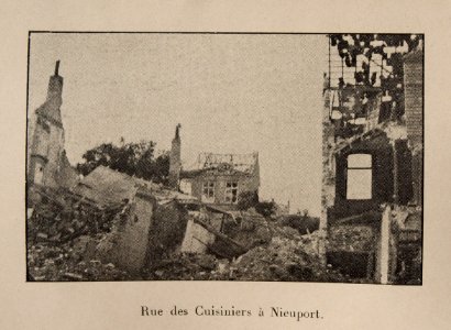 Nieuport 1915-rue des cuisiniers en ruine-02 photo