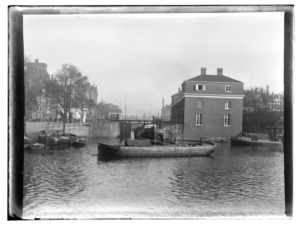 Nieuwe Herengracht 217 (links) Jacob Olie (max res)