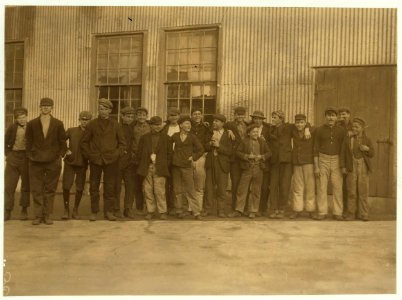 Night shift. Cumberland Glass Works, Bridgeton, N.J. LOC nclc.01239