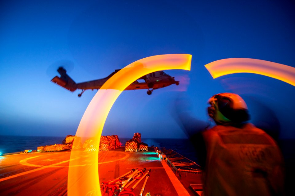 Night vertical replenishment 140611-N-PJ969-208