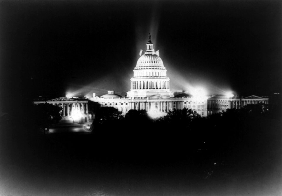 Night view of the U.S. Capitol with lights shining on it LCCN96512482