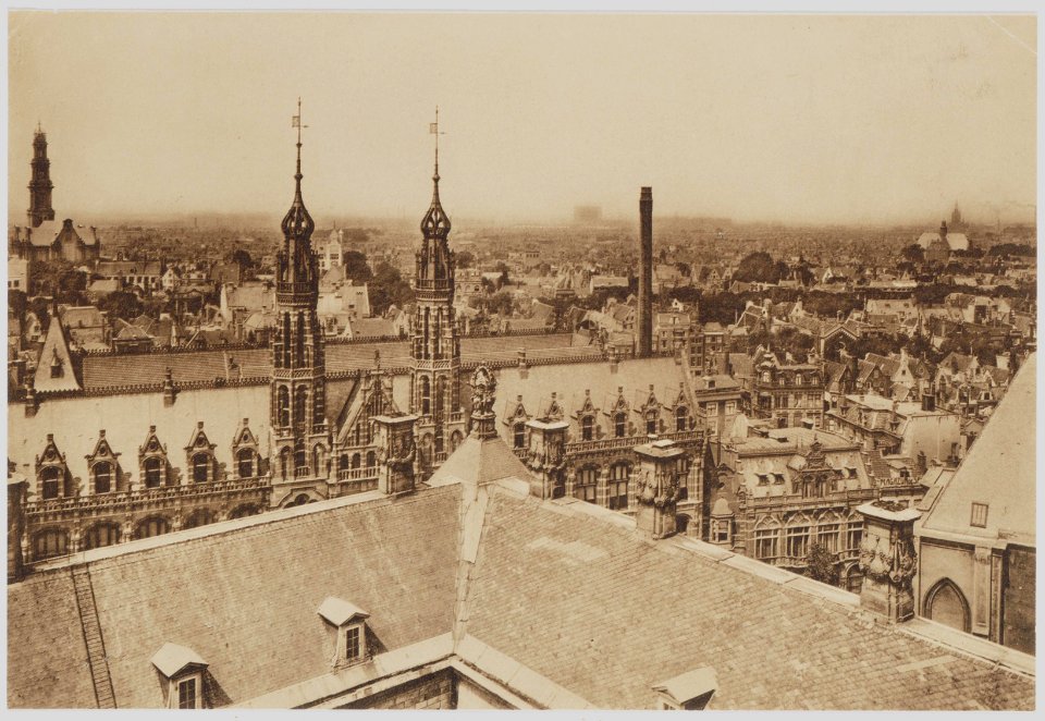 Nieuwezijds Voorburgwal-001
