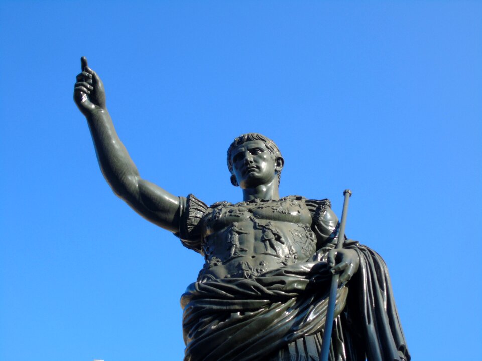 Sculpture history italy
