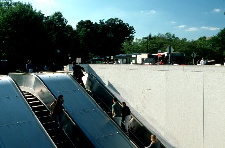 NIH metro stop (1)
