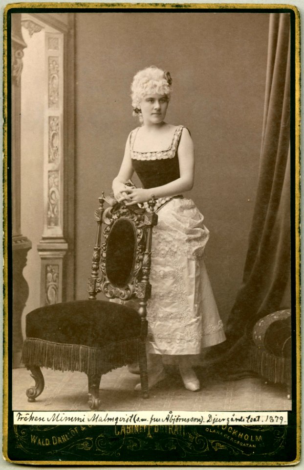 Mimmi Malmqvist, rollporträtt - SMV - H9 084