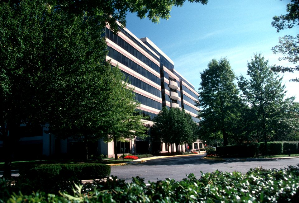 NIH 6116 building (1)
