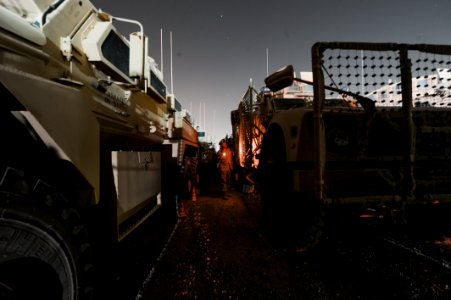 Night crew 130712-N-OV434-088
