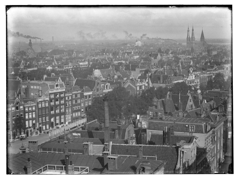 Nieuwezijds Voorburgwal 182-210 Jacob Olie (max res)