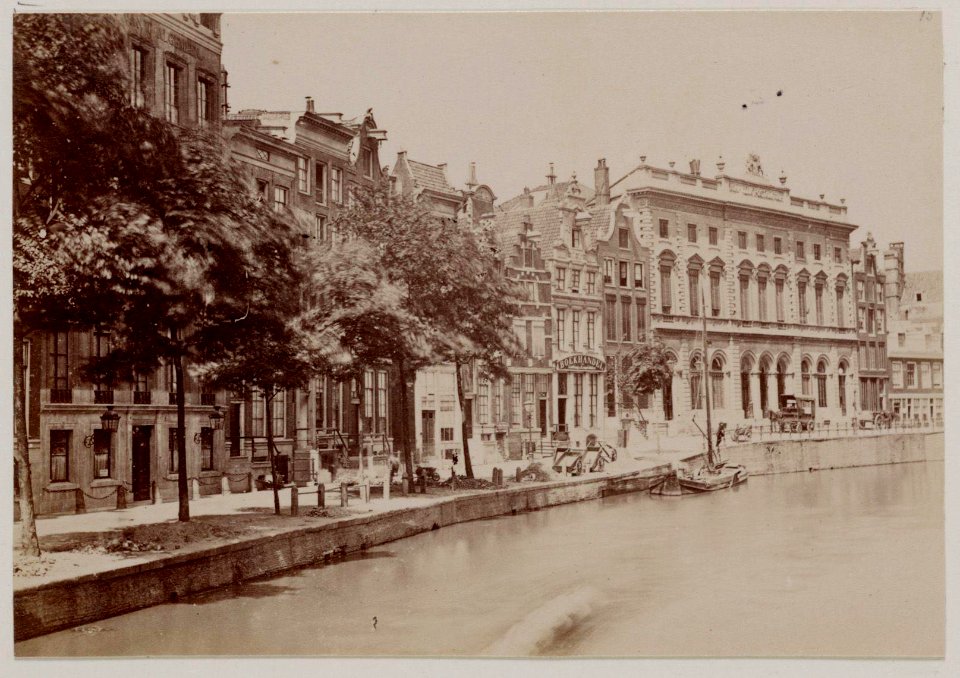 Nieuwezijds Voorburgwal 186-212 (v.r.n.l.)