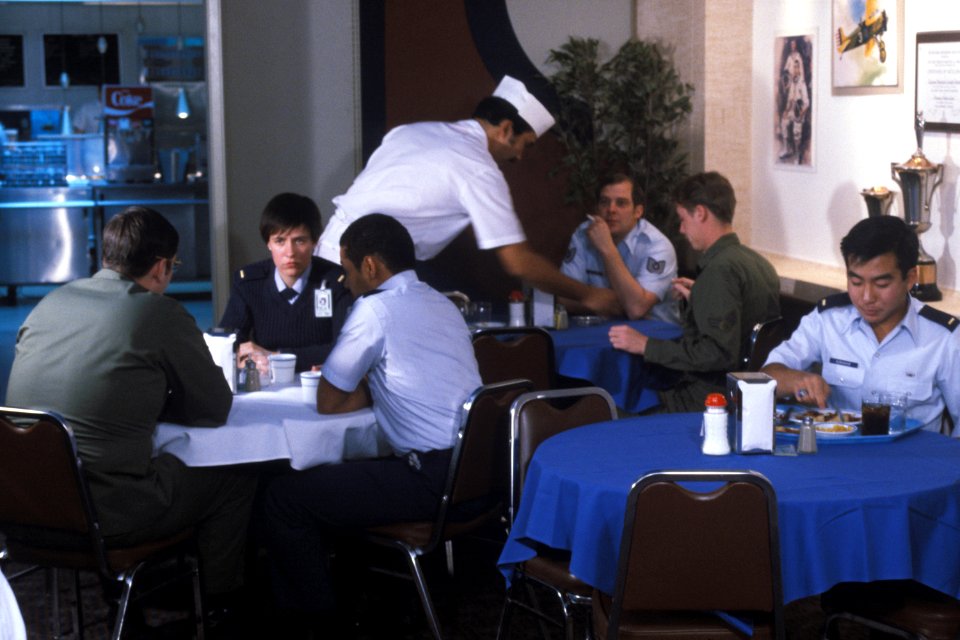 NORADDiningHall1