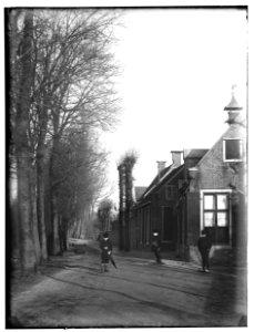 Nigtevecht, Dorpsstraat, Jongens Olie, 1892 (max res)
