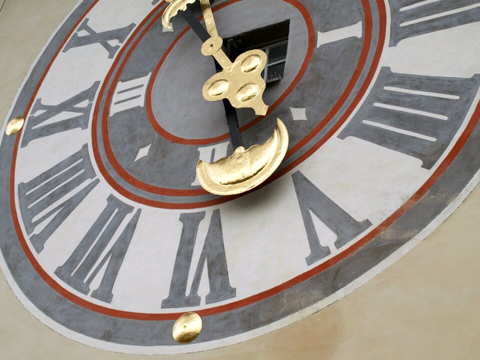 Clock schlossberg gray clock