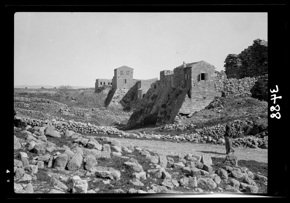 Northern views. Caesarea. Castle. The well preserved glacé LOC matpc.15364