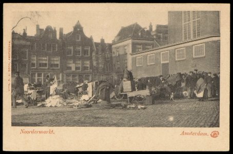 Noordermarkt met rechts de Noorderkerk en in het midden de Boomstraat. Uitgave N.J. Boon, Amsterdam, Afb PBKD00108000003 photo