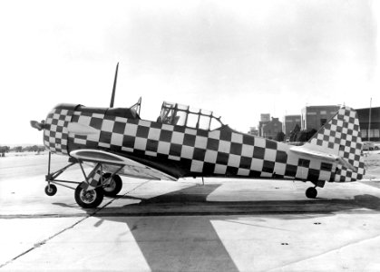 North American T-6 US Navy taxi trainer