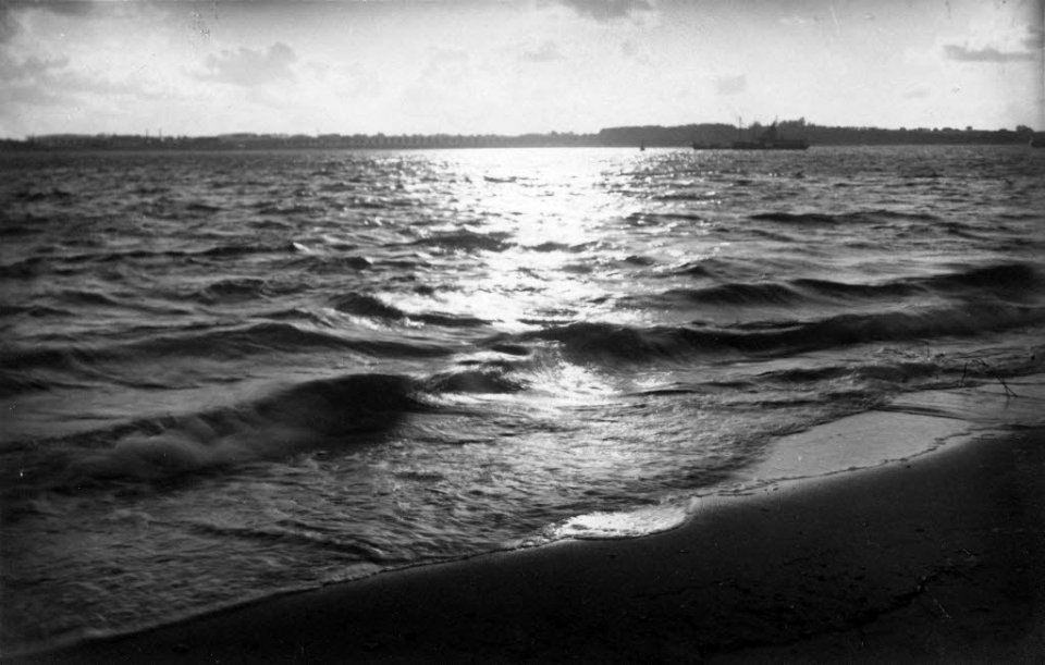 Nord-West-Wind auf der Förde bei Möltenort (Kiel 70.314)