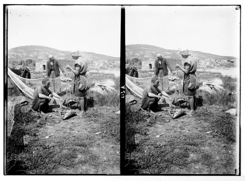 Northern views. Selling fish (Tiberias) LOC matpc.05159