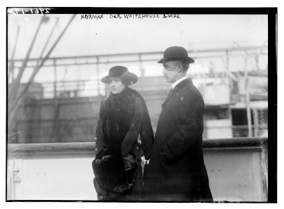 Norman de R. Whitehouse & wife LCCN2014695200