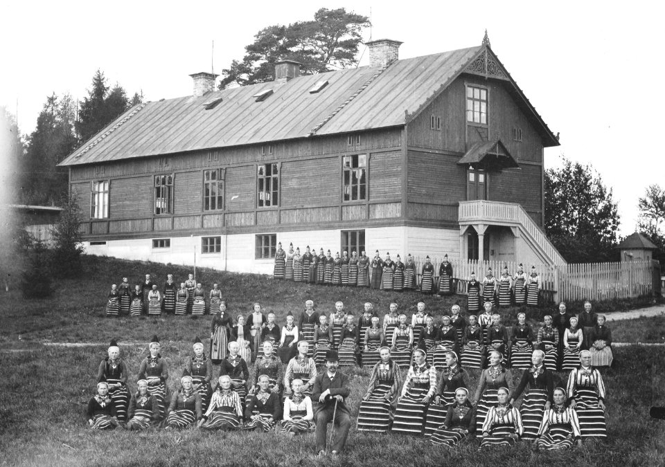 Norra Begravningsplatsen, Dalkullor, Kullkasernen 1891