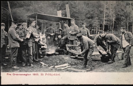 Norwegian Army field kitchen 1905 photo
