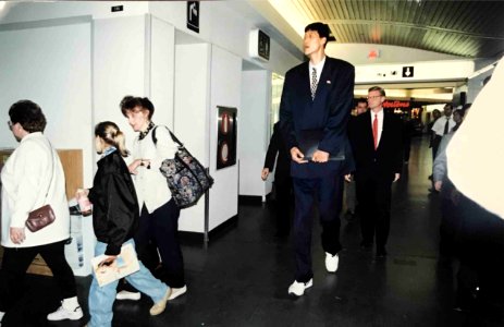North Korean basketball player Ri Myoung-Hun arriving at Ottawa International Airport in May 1997