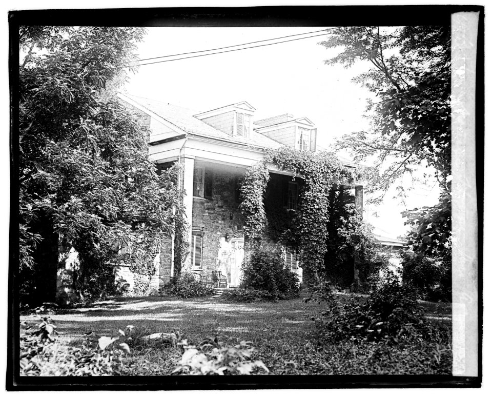 Nourse House, Wis. Ave., (Washington, D.C.) LCCN2016828529