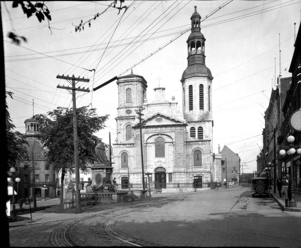 Notre-Dame de Quebec, Livernois 3