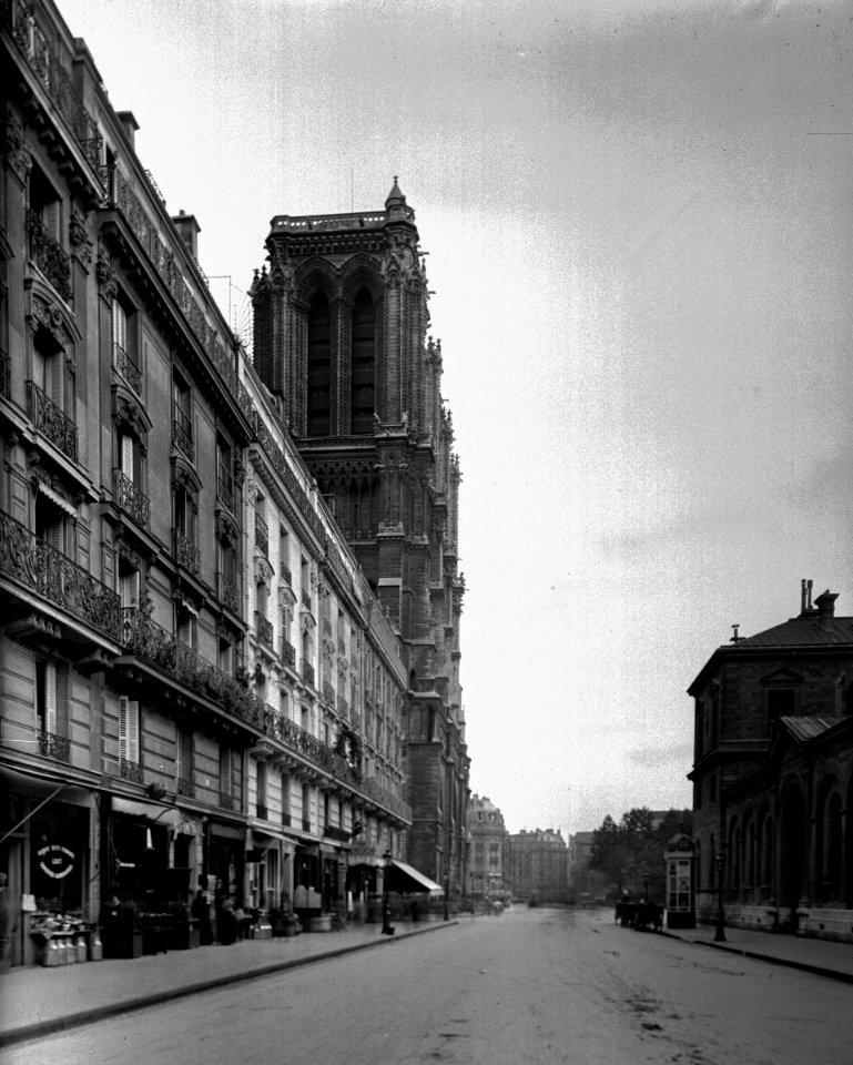 Notre Dame, Paris, France, 1903 n8